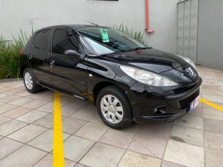 PEUGEOT - 207 - 2010/2010 - Preta - R$ 22.000,00
