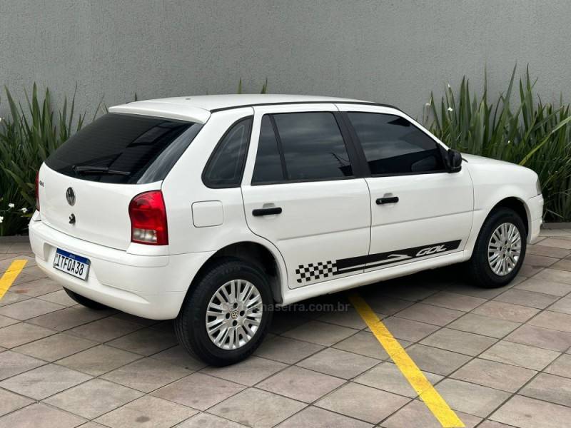 VOLKSWAGEN - GOL - 2012/2013 - Branca - R$ 26.900,00