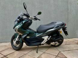 HONDA - ADV 150 - 2024/2024 - Verde - R$ 23.900,00