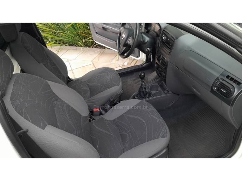 FIAT - STRADA - 2016/2016 - Branca - R$ 50.900,00
