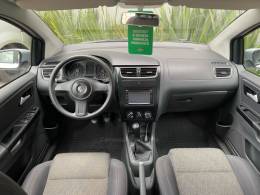 VOLKSWAGEN - FOX - 2012/2013 - Prata - R$ 39.900,00