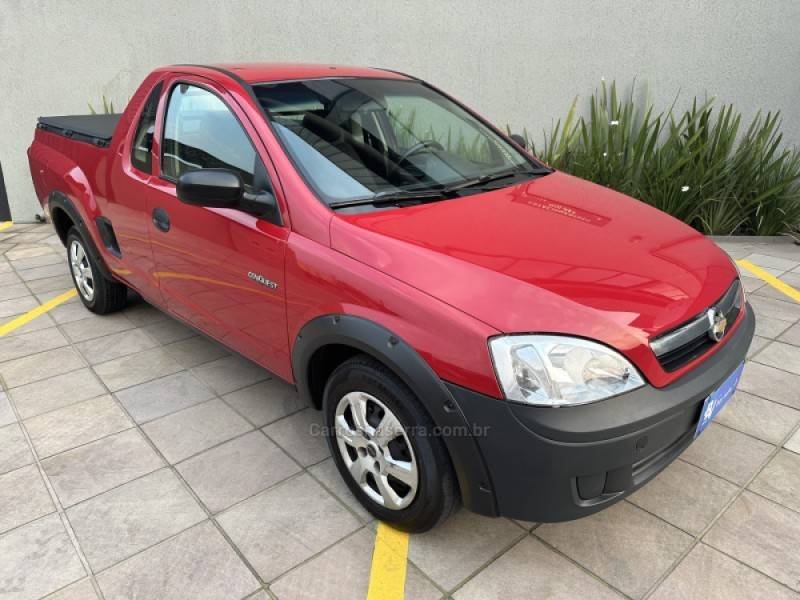 CHEVROLET - MONTANA - 2010/2010 - Vermelha - R$ 33.900,00