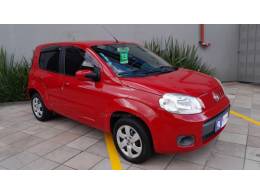 FIAT - UNO - 2012/2013 - Vermelha - R$ 33.900,00