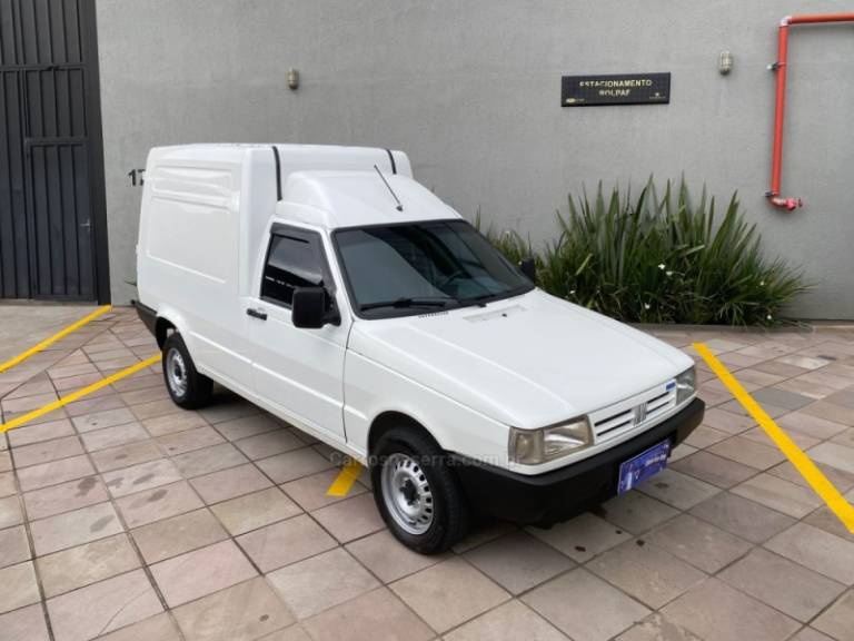 FIAT - FIORINO - 1999/2000 - Branca - R$ 25.900,00