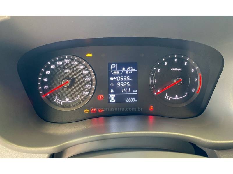 HYUNDAI - HB20S - 2023/2024 - Branca - R$ 94.900,00