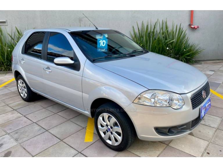 FIAT - PALIO - 2009/2010 - Prata - R$ 29.800,00