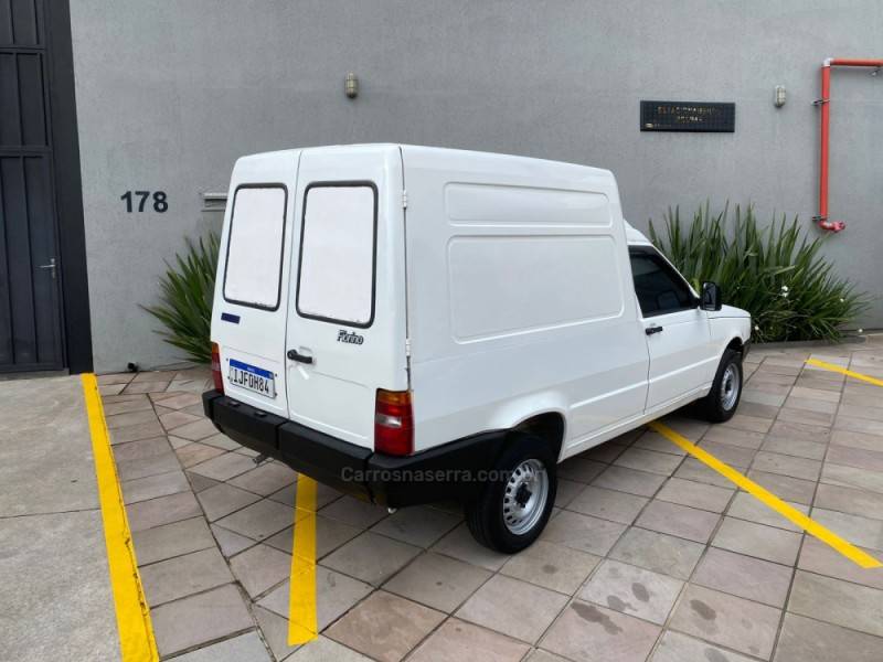 FIAT - FIORINO - 1999/2000 - Branca - R$ 25.900,00